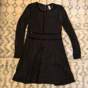 Lace Long-Sleeved Black Dress